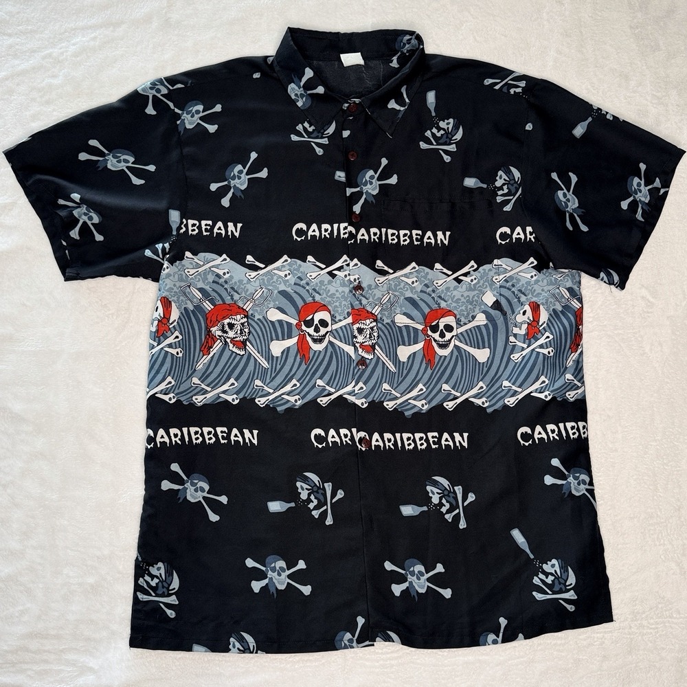 VTG Caribbean Pirate Skull Hawaiian Camp Shirt Mens L Black Y2K‎ Skull Bones